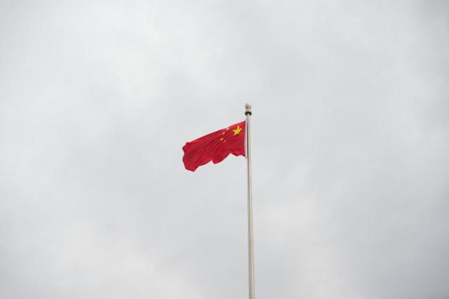 成都天府广场6.2万人观看升旗仪式
