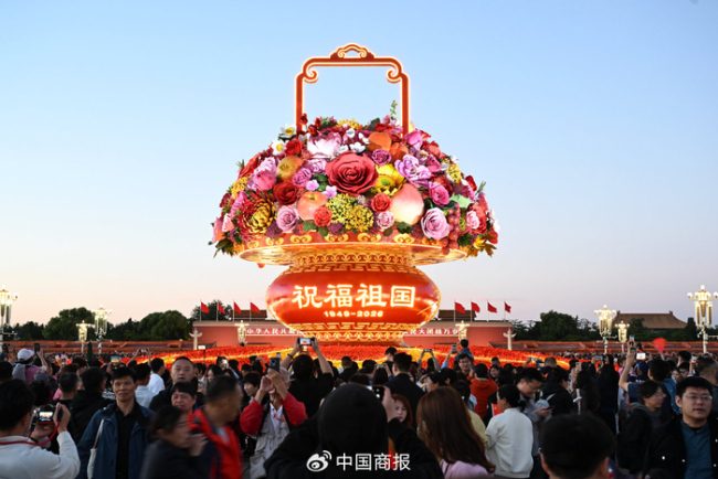 有人提前出发和返程避开国庆客流高峰