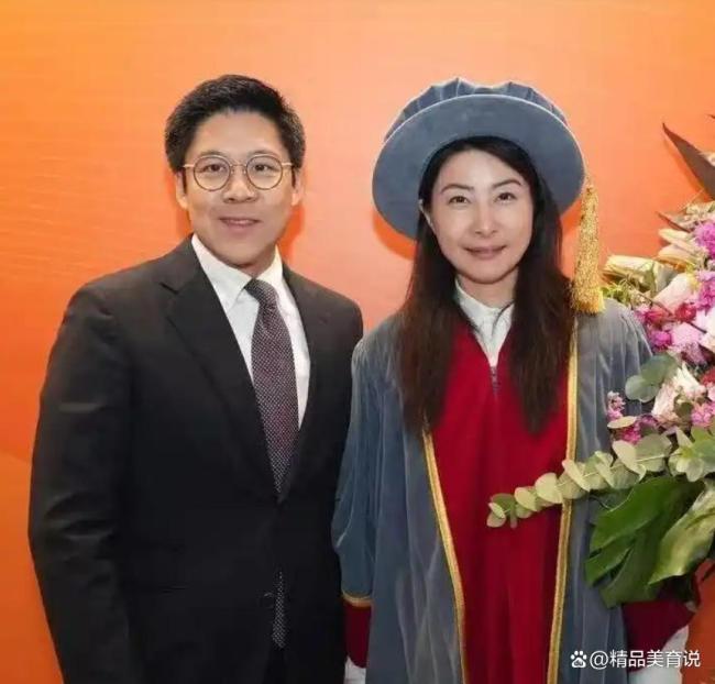 郭晶晶获授荣誉院士霍启刚直言骄傲 体育精神与社会服务的典范