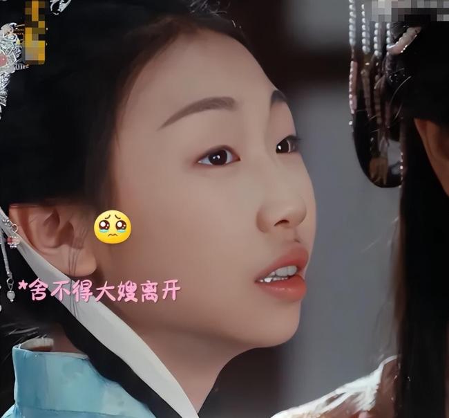 曝73岁濮存昕驾车出事故 拍照留证引争议