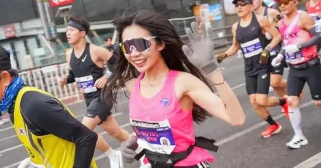 韩国25岁女网红马拉松比赛中猝死 悲剧引发关注