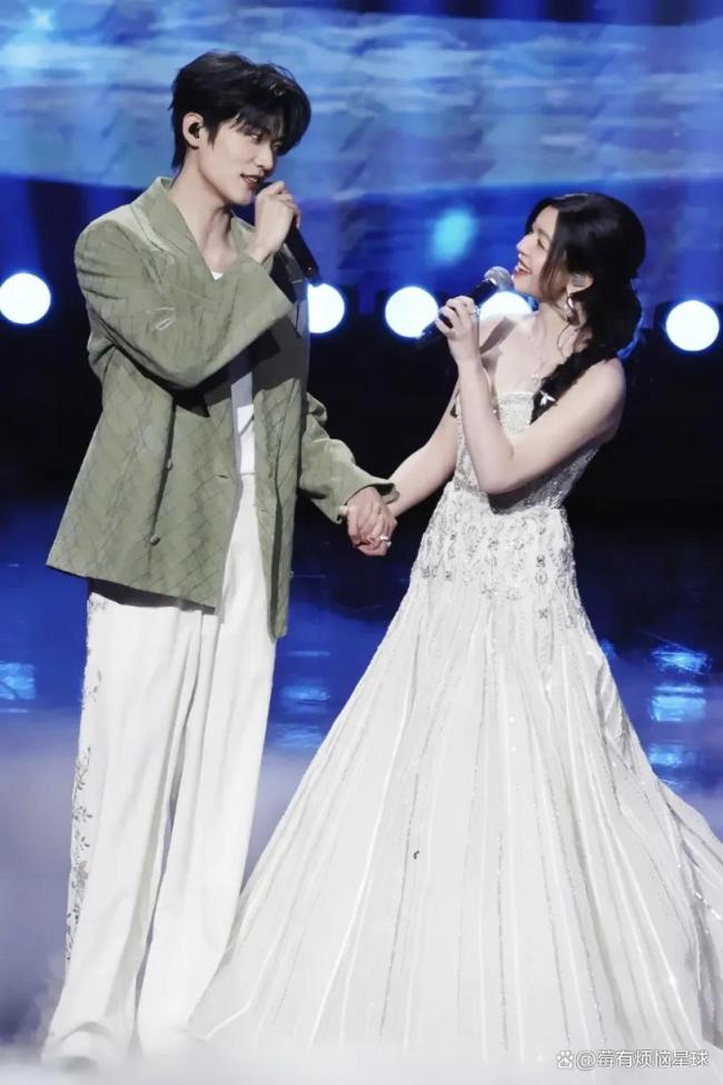 陈妍希周柯宇早安晚安神了值破10万 真情互动温暖人心