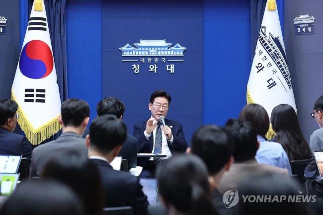 李在明：韩国必须尽快收回战时作战指挥权 强调自主防卫能力