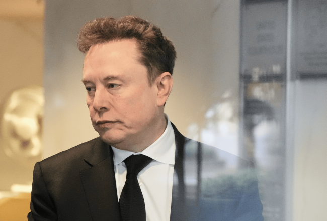 马斯克宣布赠股后被扒出欠捐历史 承诺与现实差距引质疑