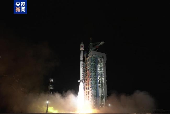 长征四号乙运载火箭发射成功 五颗卫星顺利入轨