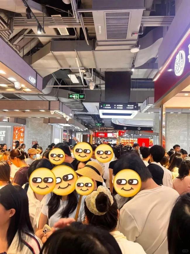 金饰克价1个月跌100元