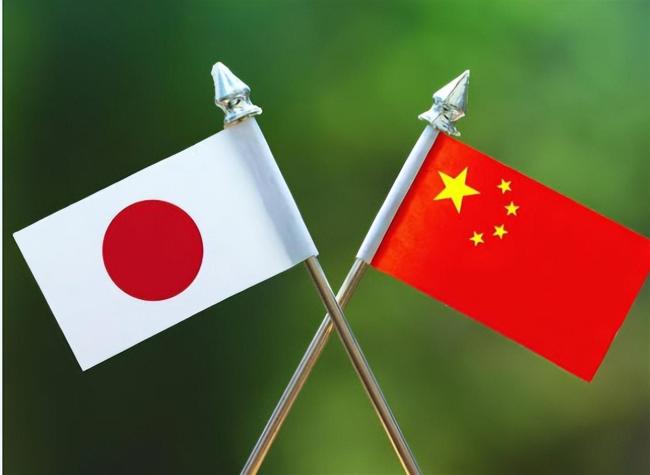 歹毒至极！日剧把侵华日军酷刑，嫁祸给中国人，高市早苗公开站台 历史篡改与认知投毒