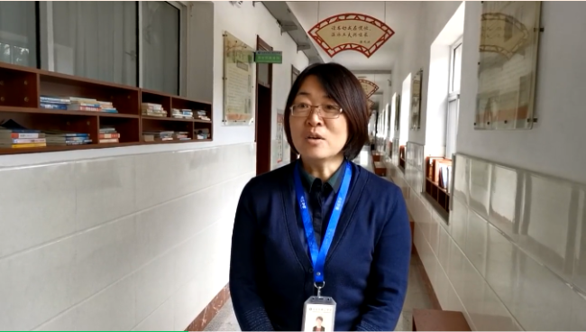 市蜊江中学副校长 李爱燕