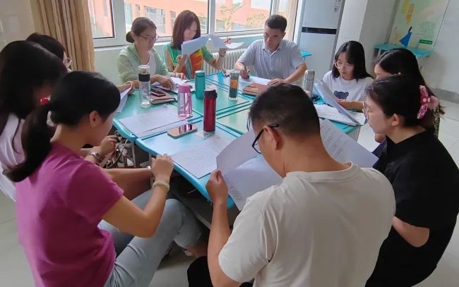 “积极心理辅导师”系列培训在济南市万象新天学校举行