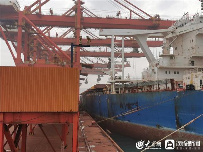 烟台一年轻团队成功打造全球首个干散货全自动化码头，攻克世界级港口技术难题