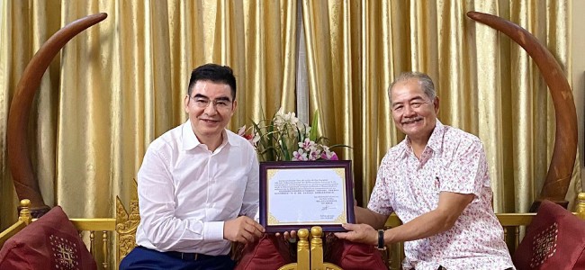 陈光标一行拜访老挝总理宋赛·西潘敦,签署招商合作协议 搭建中老合作新平台