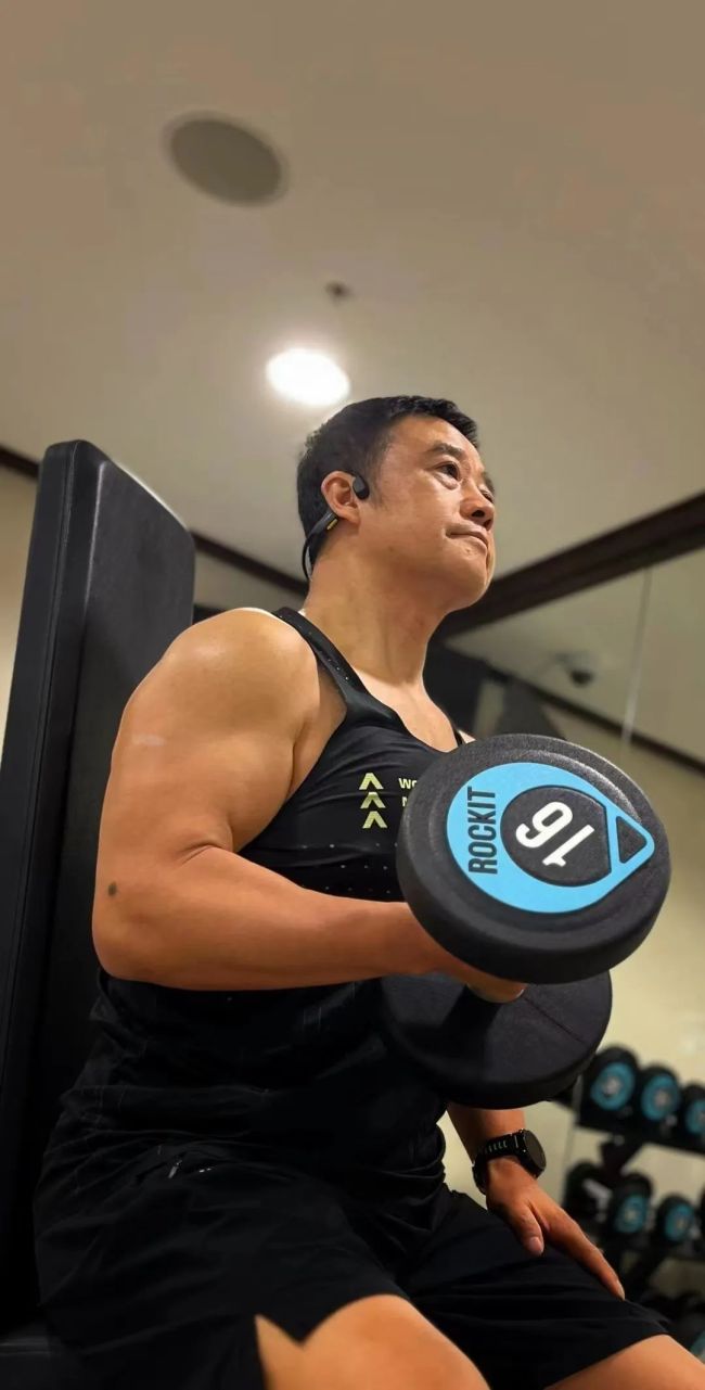 当前位置:>山东频道首页>国学文化>齐鲁书画>正文650_1281竖版 竖屏