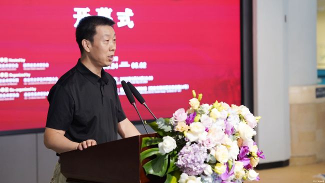 “花开盛世——孙成刚大写意花鸟画全国巡展（西安站）”昨日在陕西省美术博物馆开幕