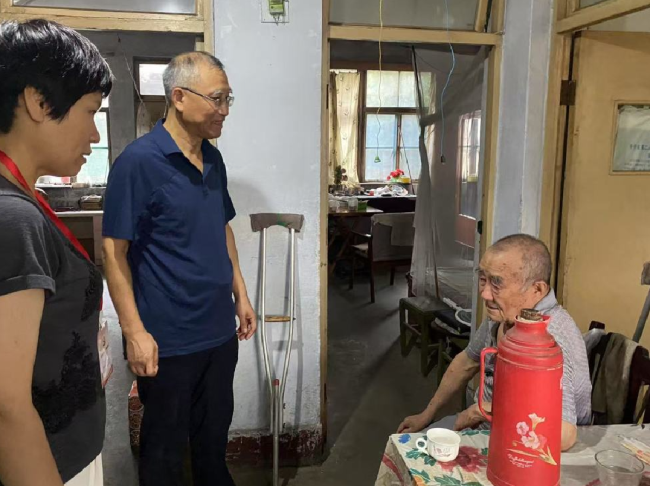 书记讲党课、重温入党誓词、惠民义诊……济宁市第二人民医院开展庆七一系列活动
