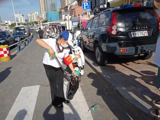 威海：白发映碧海，余热暖滨城——“银发志愿队”绘就文明风景线