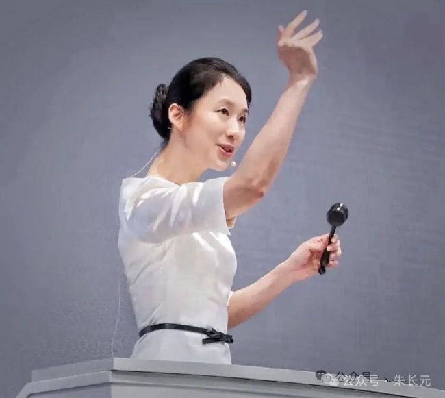 朱长元 | 艺术市场新业态不是线上取代线下的对立，而是拓展边界锚定核心的共生