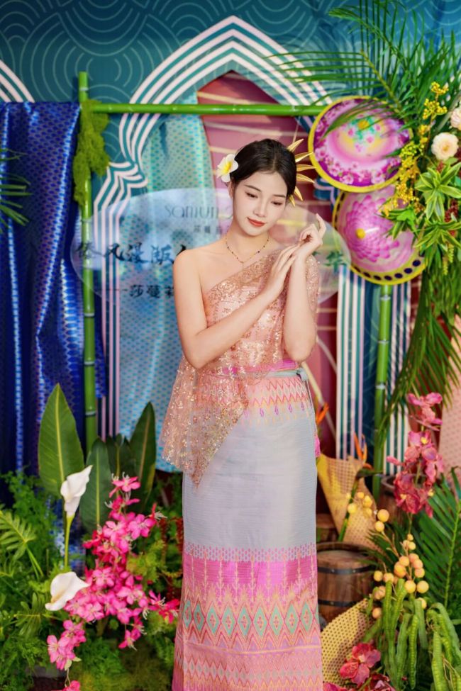 一场场民族风情下午茶在莎蔓莉莎全国各门店燃爆……