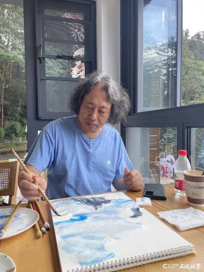 贾广健·西峡写生 | 素纸铺陈纳万象，笔走泼洒起沧沧