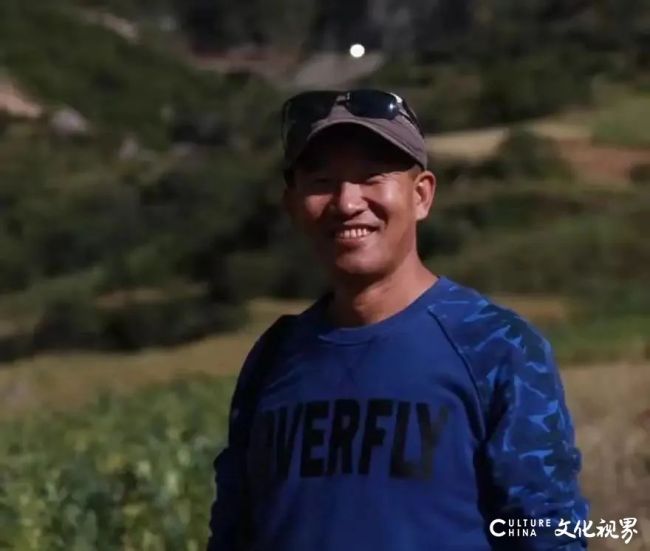 巴达日胡·水彩画 | 色彩厚重而写实,画面充盈着空旷浩瀚之感