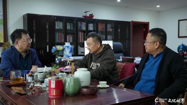 秋光揉进墨里,书道漫过时光——著名书画家吕金光、青年书法家王书峰走进文化视界