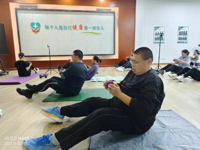 ﻿科学减重引领慢病防控新浪潮，“莱山模式”打造社区健康新标杆