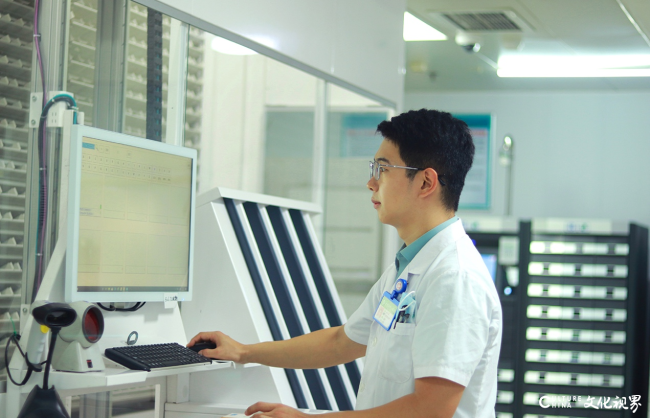 药路执甲守初心 青春筑盾护安康——记泰安市中心医院药品供应中心药学部药师赵义豪