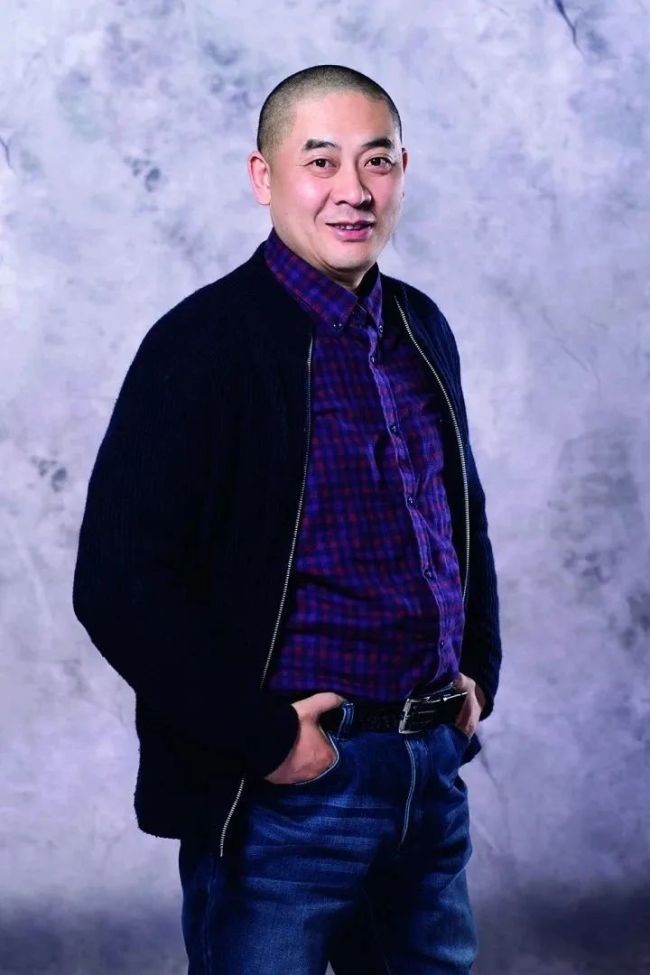 笔墨纵横间，铮铮风骨透纸背——张宜大写意绘画的笔墨气象与时代精神