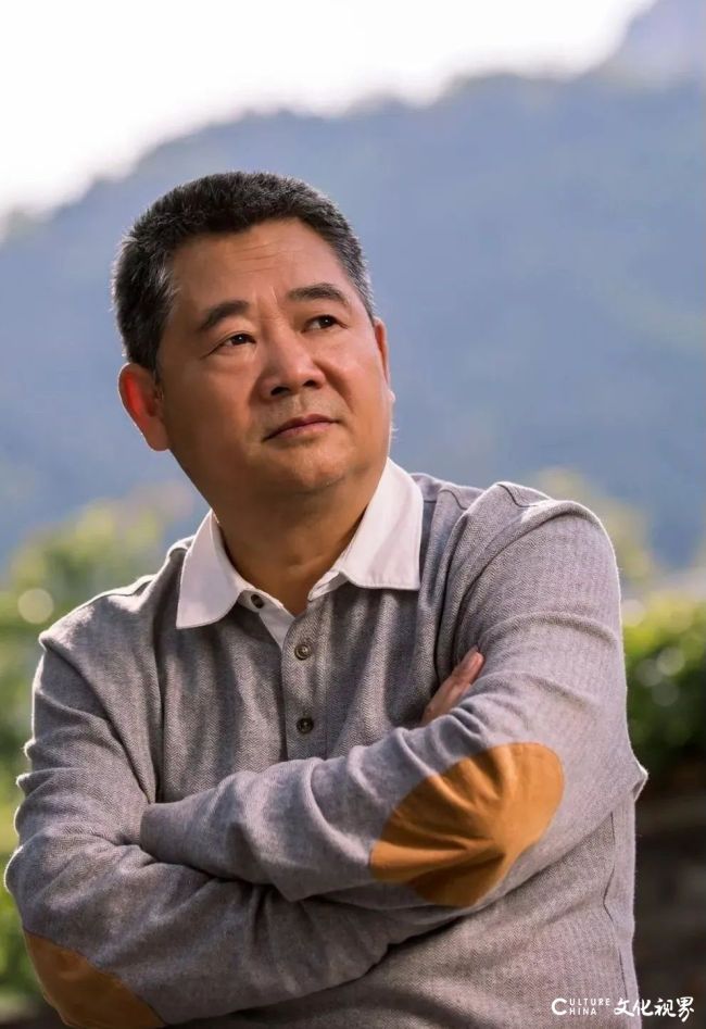 陈钰铭·《里沟山民》组画 | 剥掉表面的样子,画出骨子里的那股“真”