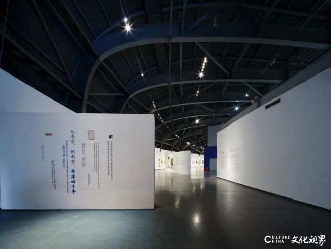 “从南京，到南京：李津四十年”展览全景漫游丨解锁艺术家的晨课、醉墨与真性情