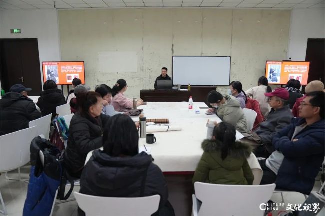 济南市美术馆(济南画院)“艺术家大讲堂:‘英也夺吾心’李苦禅艺术专题公开课”首期课程昨日开讲