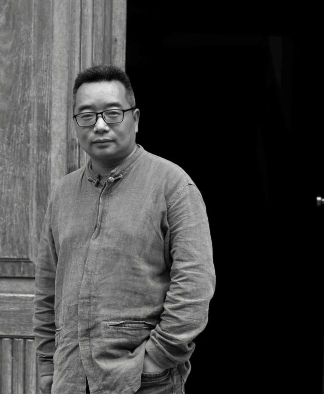 张卫 | 在传统褶皱中拓出新境