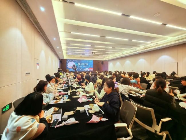 蚌启光华，致敬“她”力量——山东高速信联科技公司三八节“开蚌寻珠 遇见最‘蚌’的自己”活动圆满落幕