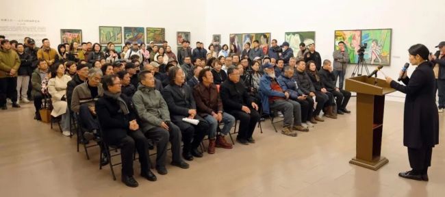 “低语的风景——薛勇油画作品展”在北京云上美术馆开幕