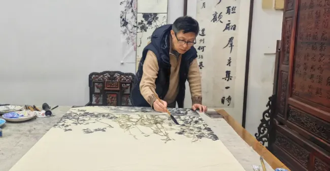 陈志才丨将成都彭州的“山野之逸”画进那朵“妖红”里