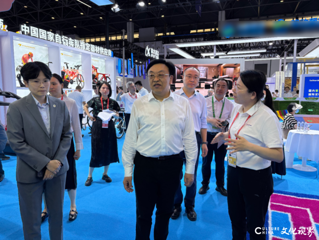 引领体育健康新热潮——泰山体育全球首发“城市健康智能服务中心”重磅新品