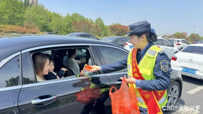 让﻿温情服务在车流里穿行——山东高速护航五一畅行之旅掠影