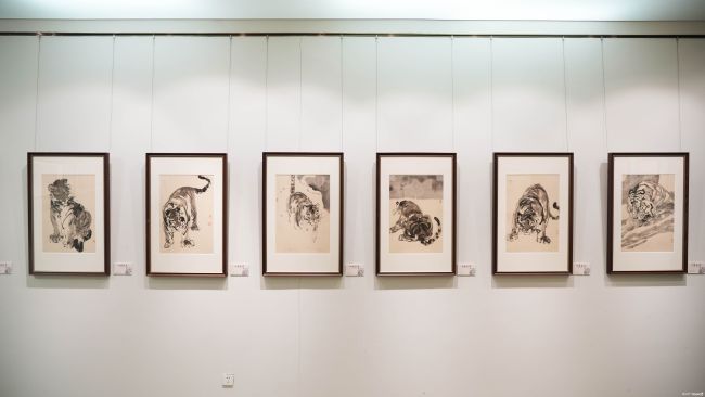 “山君气度——刘扬画虎作品展”昨日在济南隆重开幕