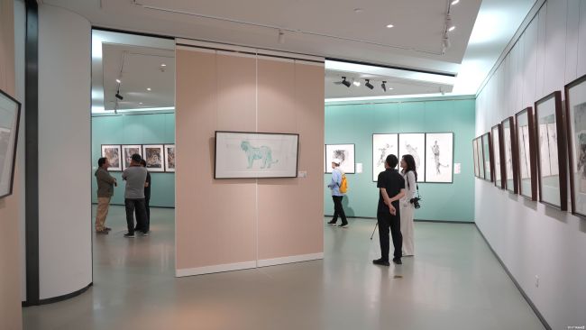 “山君气度——刘扬画虎作品展”昨日在济南隆重开幕
