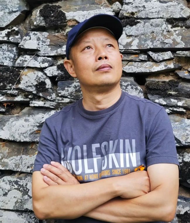 张富坤·“有花正向心头开” | 撷取万物纷繁形色，绘就生命灼灼风华