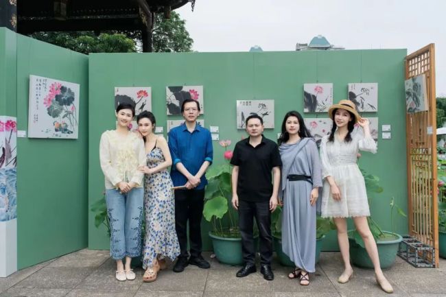 “荷香墨韵——吴建峰、叶茂林荷花主题公益画联展”在福州开幕,展期至6月20日