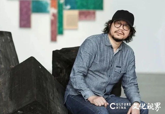 “桑火尧:叠域无垠”昨日在杭州三清上艺术中心开幕