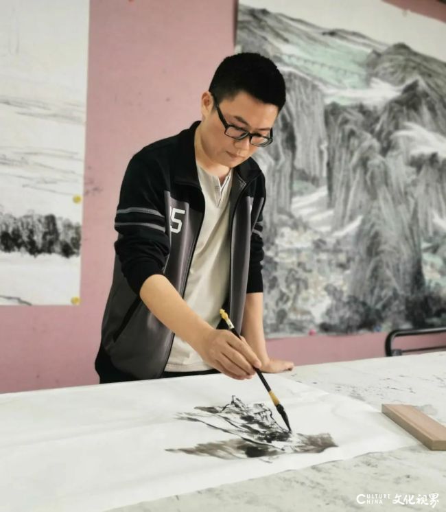 黄建福：每一笔落纸，都是画家心绪的回荡