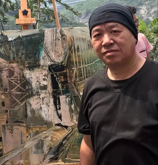 陈明华·原生鱼系列丨大刀阔斧的运笔、厚重堆叠的肌理、高饱和度的色块,传递对自然生命的敬畏与礼赞