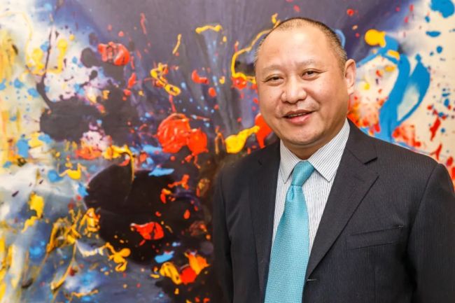 【春节好眼福】李磊领衔,“花好月圆——中国装置艺术展”昨日亮相马德里,点亮2026年“欢乐春节”