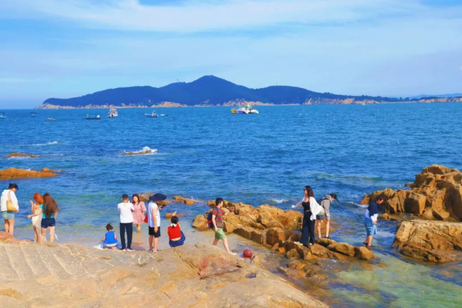 威海市环翠区：来海源公园，邂逅 "果冻海"