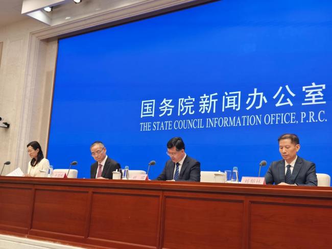 不让消费者当“小白鼠”——工信部划红线:严禁未经充分测试验证的产品进入市场