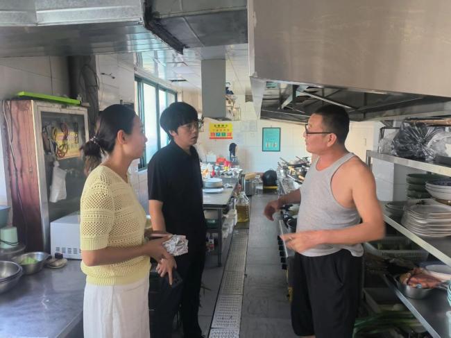 威海市环翠区竹岛街道开展餐饮场所安全生产专项检查整治行动