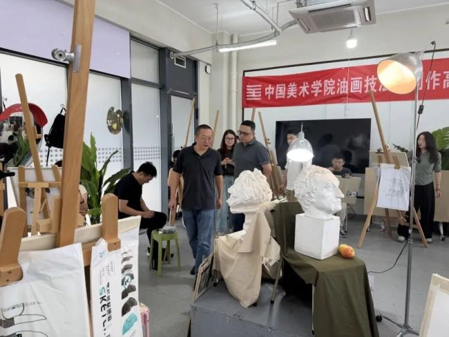 中国美术学院副院长封治国走访社会美育学院并作专题学术讲座