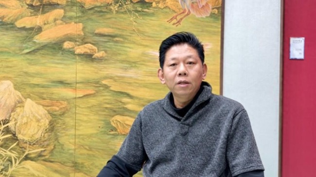 离开泰山之后，才开始画心中的泰山——曹俊师生展亮相山东科技大学济南校区