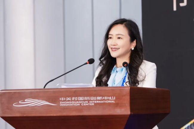 “善”是AI大时代下品牌价值的核心内核——经观传媒董事长王咏静昨在“第三十三届中国国际广告节·互动广告高峰论坛”致辞